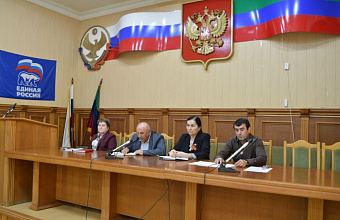 Вопросы проведения весенней призывной кампании обсудили в Каякентском районе