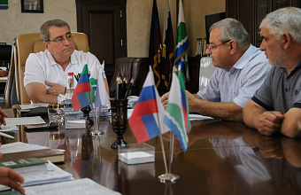 Глава Дербентского района провел прием граждан по личным вопросам