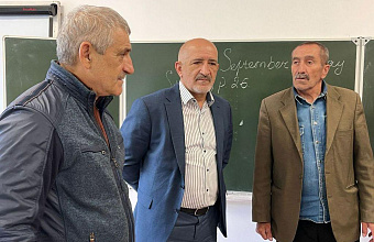 Ризван Газимагомедов посетил село Кунки для решения вопроса о строительстве нового моста