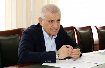 Вице-премьер РД Ризван Газимагомедов встретился с жителями Кайтагского района