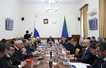 Ключевые мероприятия по инфраструктурным объектам региона обсуждают в Правительстве Дагестана