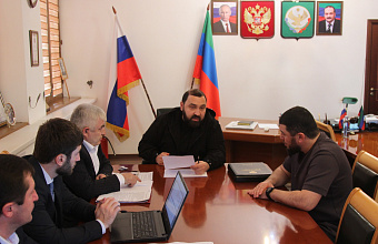 Султан Хамзаев прибыл с рабочим визитом в Ахвахский район