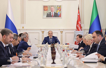 Сергей Меликов поручил разобраться в причинах срыва строительства ФАПа в селе Буршаг Агульского района