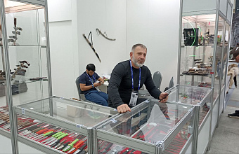Дагестан на Международной выставке «ORЁLEXPO-2025» представлен холодным оружием от ООО ПП «Кизляр»