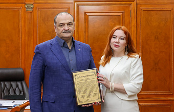 Сергей Меликов провел рабочую встречу с Уполномоченным по правам ребёнка в Дагестане Мариной Ежовой