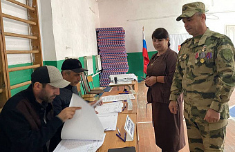 Участник СВО Абдулкадыр Раджабов проголосовал на выборах в Табасаранском районе