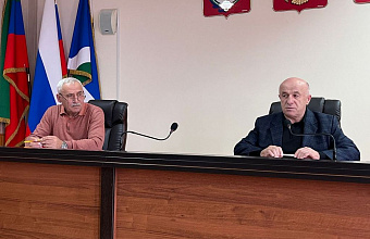 Совещание с руководителями СПК прошло в Дахадаевском районе