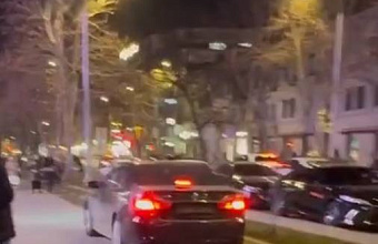 Прокуратура взяла на контроль уголовное дело юного лихача за езду по тротуару в Махачкале