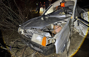 В Дагестане погиб водитель легковушки, врезавшись в газовую трубу