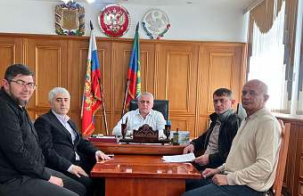 Глава Гергебильского района встретился с депутатом НС РД Джамалудином Нажмудиновым