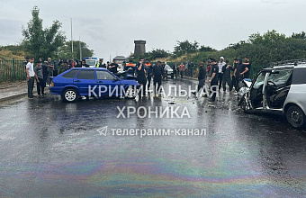 Выезд на встречную полосу спровоцировал ДТП с 4 пострадавшими в Дагестане