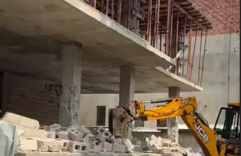 В Махачкале сносят еще одну незаконно построенную многоэтажку