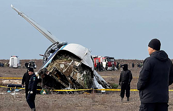 На борту упавшего в Актау самолета взорвался баллон