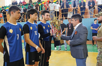 Турнир по волейболу, приуроченный к 80-летию Победы, прошел в Табасаранском районе