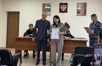 Нурбаганд Нурбагандов вручил благодарности сотрудникам Управления вневедомственной охраны Росгвардии в Махачкале