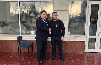 Глава города Дагестанских Огней награжден медалью имени генерал-полковника М. Т. Танкаева