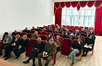 Подготовку к осенне-зимнему периоду обсудили в Чародинском районе