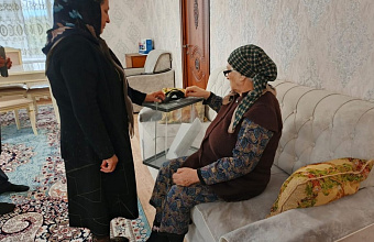 В Сулейман-Стальском районе родители участников СВО активно участвуют в выборах