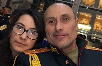 Награда за знания: дочь участника СВО из Каякентского района побывала на кремлевском выпускном