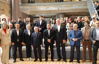 Абдулмуслим Абдулмуслимов поздравил ЦУР Дагестана с первым 5-летним юбилеем