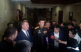 Глава Табасаранского района поздравил Героя России Руслана Курбанова с днем рождения