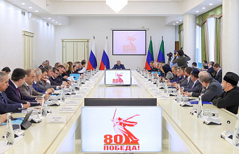 Делегацию из Дагестана пригласили на открытие памятника Магомеду Гаджиеву в Мурманской области