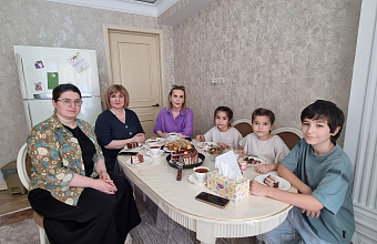 Единороссы посетили семью погибшего участника СВО Батыра Абдулаева