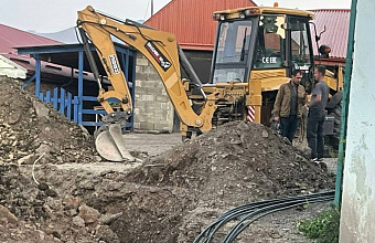 В Хучаде решается проблема водоснабжения благодаря инициативе местного жителя