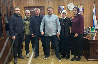 Глава Тляратинского района встретился с участниками СВО