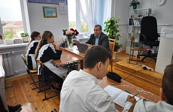 В Кумторкалинском районе ко Дню борьбы с коррупцией прошел ряд профилактических мероприятий