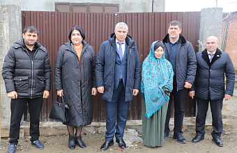 Медаль «За проявленное мужество» вручили бойцу из Кизлярского района