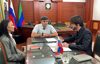 Начальник управления образования Хасавюртовского района поддержал социальные инициативы Центра «Добрые руки»