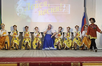 Республиканский фестиваль народной песни и музыки провели в Тарумовском районе