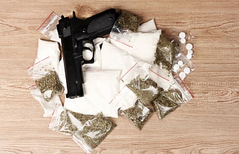 Дагестанца приговорили к 10,6 годам тюрьмы за сбыт наркотиков и хранение оружия