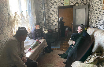 Глава Тляратинского района посетил семьи погибших военнослужащих