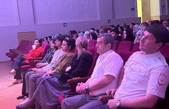 В Кизляре более 400 человек посетили мероприятие по предотвращению идеологии терроризма