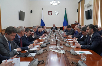 Организацию антикоррупционной деятельности в органах исполнительной власти обсудили в Правительстве Дагестана