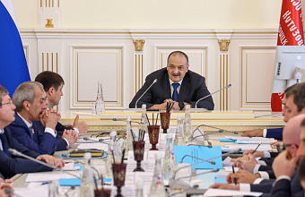 Сергей Меликов провел заседание Комиссии по координации работы по противодействию коррупции в Дагестане