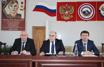 В Ахвахском районе прошло совещание с участием глав сельских поселений