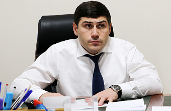 Глава Кайтагского района встретился с участниками СВО