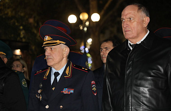 В Махачкале почтили память сотрудников МВД, погибших при исполнении служебного долга