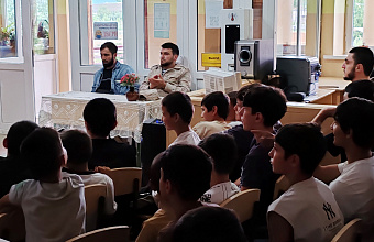 Встреча школьников с участниками СВО прошла в Кумторкалинском районе