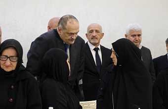 Сергей Меликов встретилcя с cемьями военнослужащих