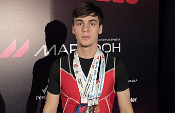 Дагестанский штангист взял «серебро» на Первенстве России