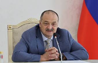 Сергей Меликов провел совещание с участием представителей счетных палат более 20 регионов