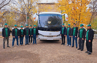 Аграрный колледж Дагестанских Огней получил современный автобус от Минсельхозпрода РД