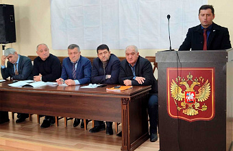 Вопросы призывной кампании и контрактной службы обсудили в Цунтинском районе