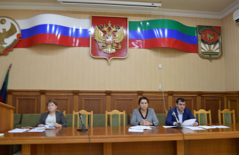 Рабочая неделя администрации района началась с обсуждения ключевых вопросов