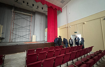 Единороссы Кизлярского района проинспектировали ход строительства школы в селе Красном Восходе