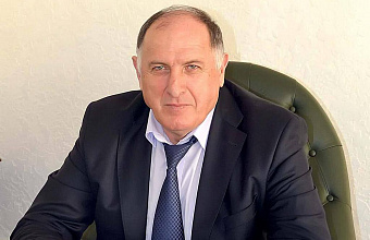 Абдулмуслим Абдулмуслимов поздравил дагестанцев с Днем единства народов Дагестана